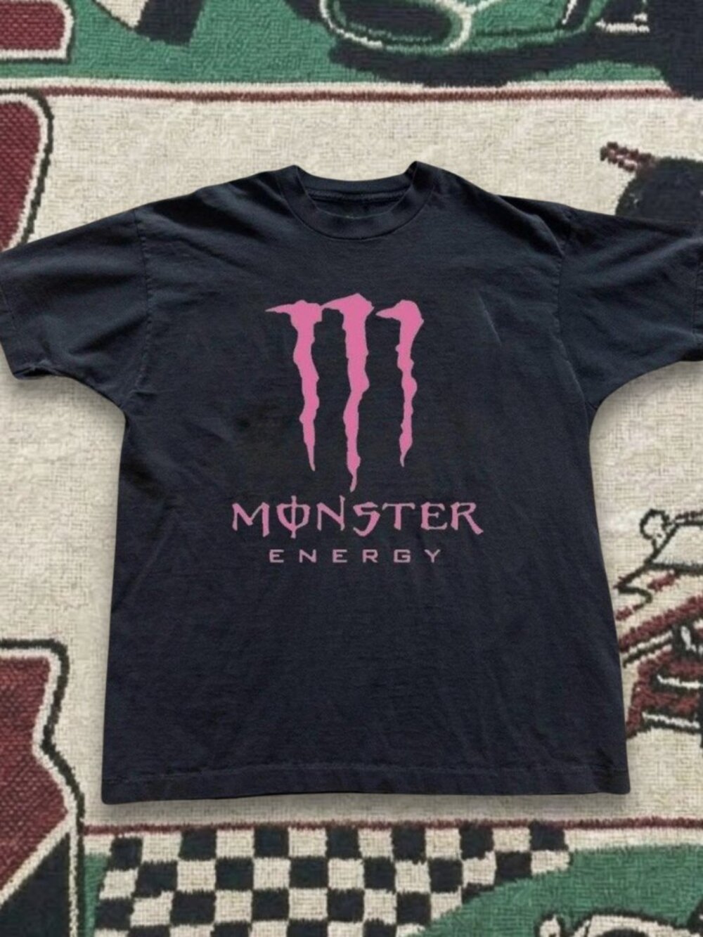 Vintage Y2K Monster Energy Pink Graphic T-Shirt Black Unisex